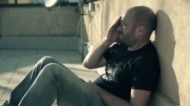  alkolik güneş ışığı tarafından awakened