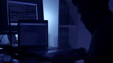 Karanlıkta çalışma kesmek