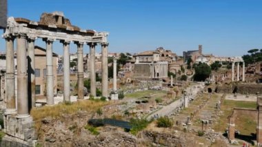 Turistler ziyaret Forum Roma bir güneşli gün - timelapse - Roma, İtalya, Haziran 2017