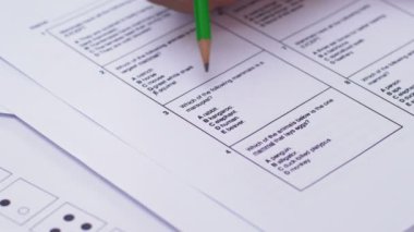 birden çok seçim testi yanıtlarında işaretleme