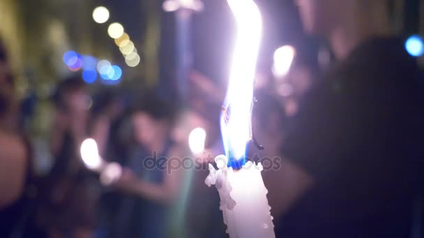 Зажигание свечи во время мероприятия — стоковое видео