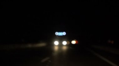 Araba sürme, gece seyahat