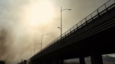 Yangın duman odaklanmak yayılır