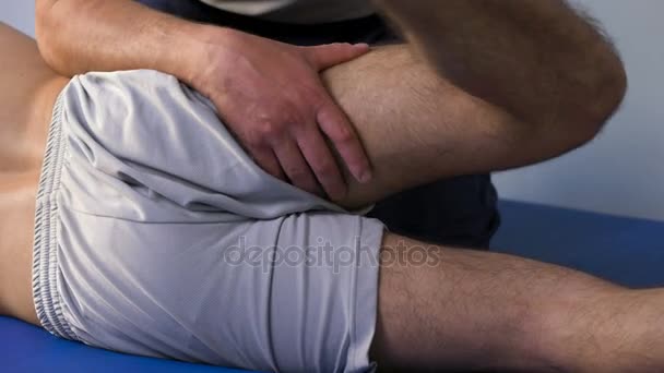 Physiotherapist Working Patient Leg Knee — Stock Video