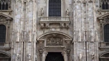 Güzel manzara Duomo'nın cephe, Milan, İtalya