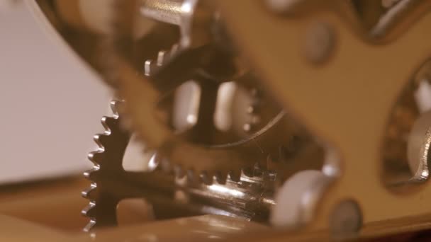 Clock Wheels Mechanism Wheels Beating Time — Stock Video