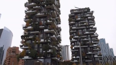 müstehcen binalarda, Milan, İtalya