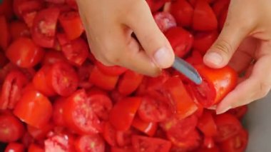 kesme domates. Güney İtalya geleneksel İtalyan sosu