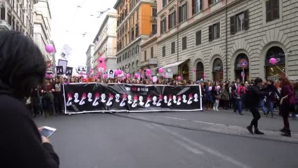 Procession People Non Una Meno Street November 2017 Milan Italy — стоковое видео