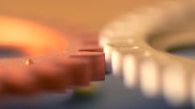 Saat 's mekanik tekerlekler haddeleme, makro