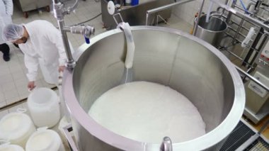  Dolum kutular taze peynir, günlüğü peynir fabrikası