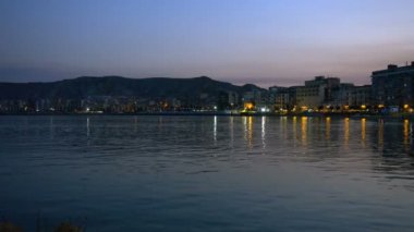 Yaz gecesi Crotone İtalya'nın Güney mesire