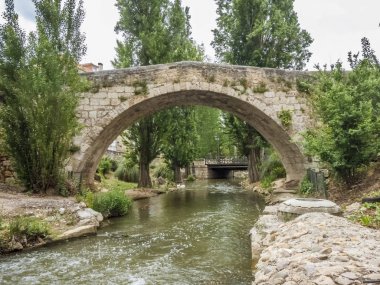 bir köyün İspanya taş köprü