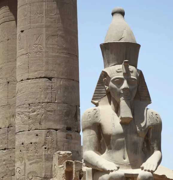 Rameses ii Statue im Luxor Tempel — Stockfoto