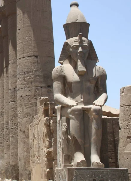RAMESES II STATUE IN LUXOR TEMPLE Royalty Free Stock Images
