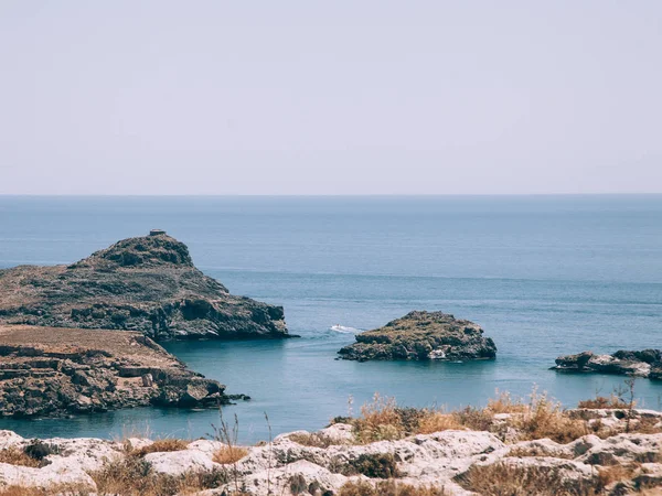 Vista Mar Egeu. Lindos, Rodes, Grécia . — Fotografia de Stock