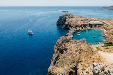 Lindos. Acropolis View. Rhodes. St Paul's Bay, nerede bu havari bir fırtına sırasında indi bildirilmektedir