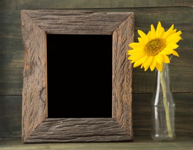 Rustik ahşap çerçeve çiçek