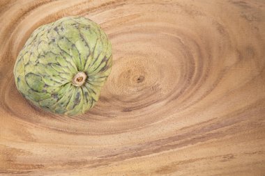 cherimoya meyve (annona cherimola)