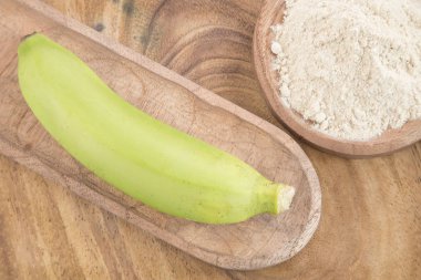 Yeşil muz un (Musa paradisiaca)