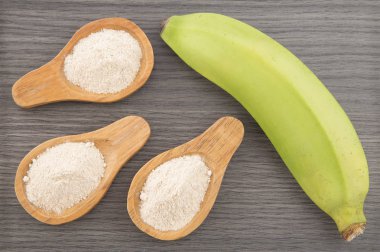 Yeşil muz un (Musa paradisiaca)
