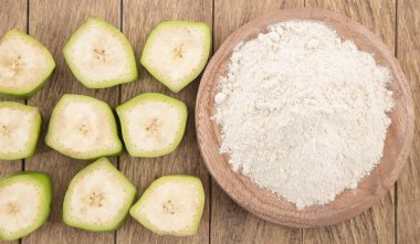 Yeşil muz un (Musa paradisiaca)