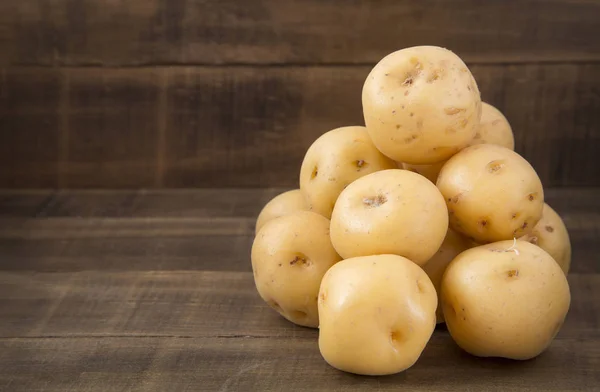 Patata amarilla (Solanum phureja ) — Foto de Stock