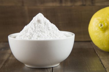 Limon ve kase kabartma tozu