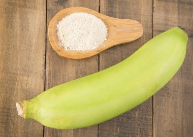 Yeşil muz un (Musa paradisiaca)