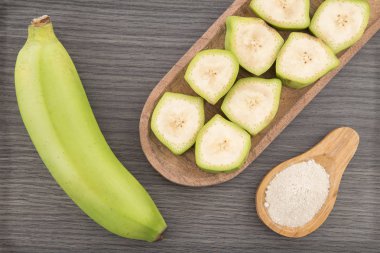 Yeşil muz un (Musa paradisiaca)