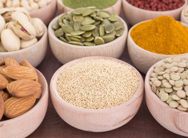 Solmayan çiçek tohumları diğer gıdalara kıyasla.