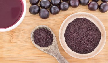 Toz, meyve ve meyve suyu Acai (Euterpe oleracea)