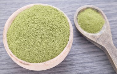 Moringa tozu (Moringa oleifera)