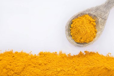 Zerdeçal tozu (Curcuma longa)