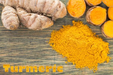 Toz ve zerdeçal kök (Curcuma longa)