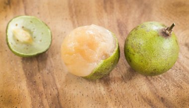 Mamoncillo lezzetli tropikal meyve - Melicoccus bijugatus