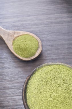 Toz moringa (Moringa oleifera)