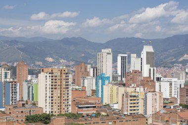 Medellin, Antioquia / Kolombiya - 03 Ağustos 2017. Medellin şehri genel bakış. Medellin Kolombiya, sermaye Antioquia Anabilim Dalı iline.