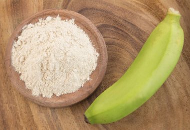 Yeşil muz un (Musa paradisiaca)