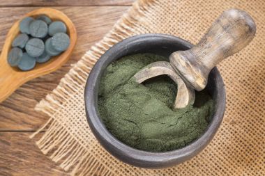 Spirulina tozu ve hapları - Spirulina