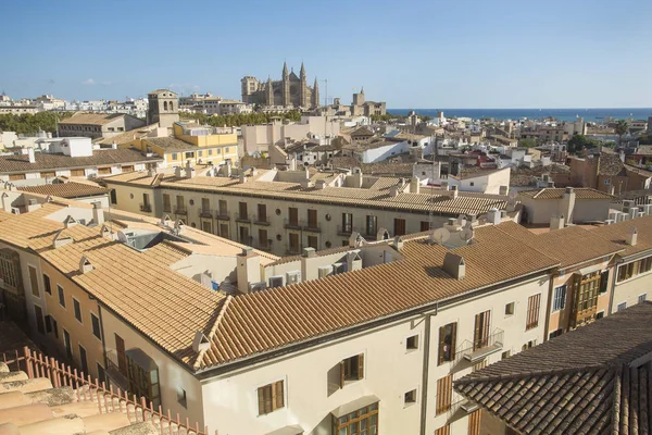 Palma de Mallorca / Spain - October 08, 2017. Overview of the city. Palma is the vibrant capital of Mallorca. — Stock Photo, Image