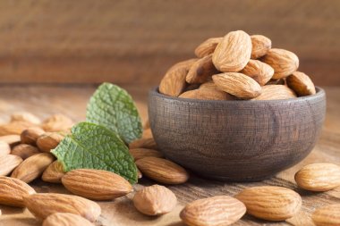 Ahşap kase - Prunus dulcis badem