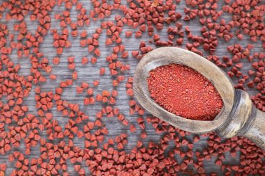 Annatto tohum ve toz-Bixa orellana