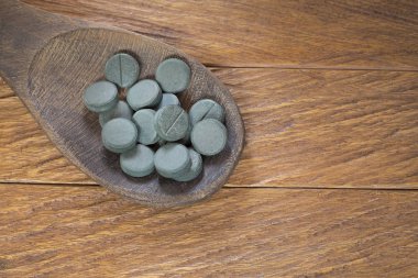 Kaşık Spirulina Tablet