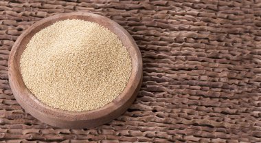 Ahşap masa - Amaranth solmayan çiçek tohumları