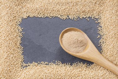 Ham organik solmayan çiçek tahıl ve un - amaranth