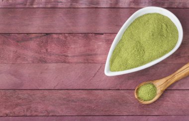 Organik moringa - Moringa oleifera