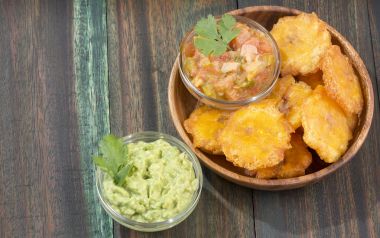 Düzleştirilmiş adet yeşil muz (tostn, tachino Patacn kızarmış)