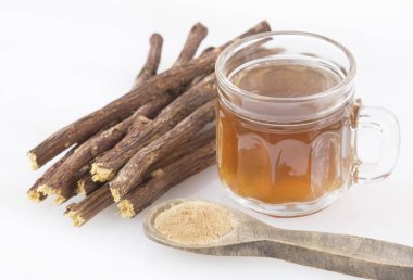 Meyan kökü fincan çay, toz ve kökleri - Glycyrrhiza glabra