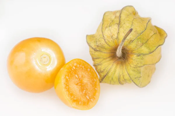 Золотая ягода, учува - Physalis peruviana — стоковое фото
